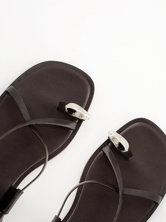 Sandalias de tiras en piel - Ossy