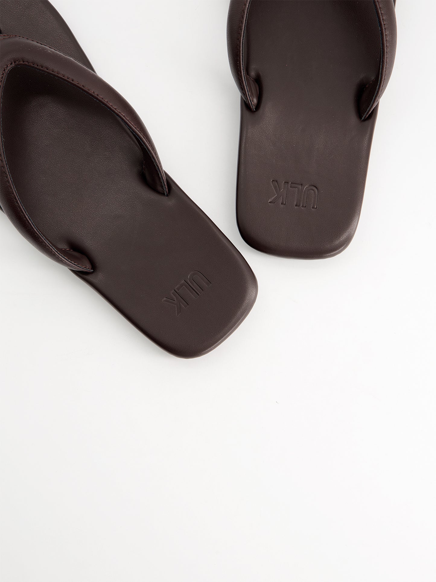 Sandalias de dedo en piel - Evoca