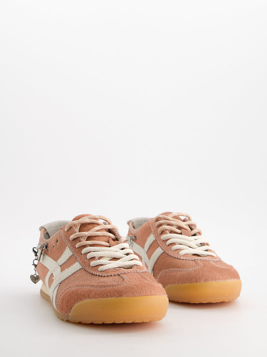 Vintage furry slippers with charms - Onix