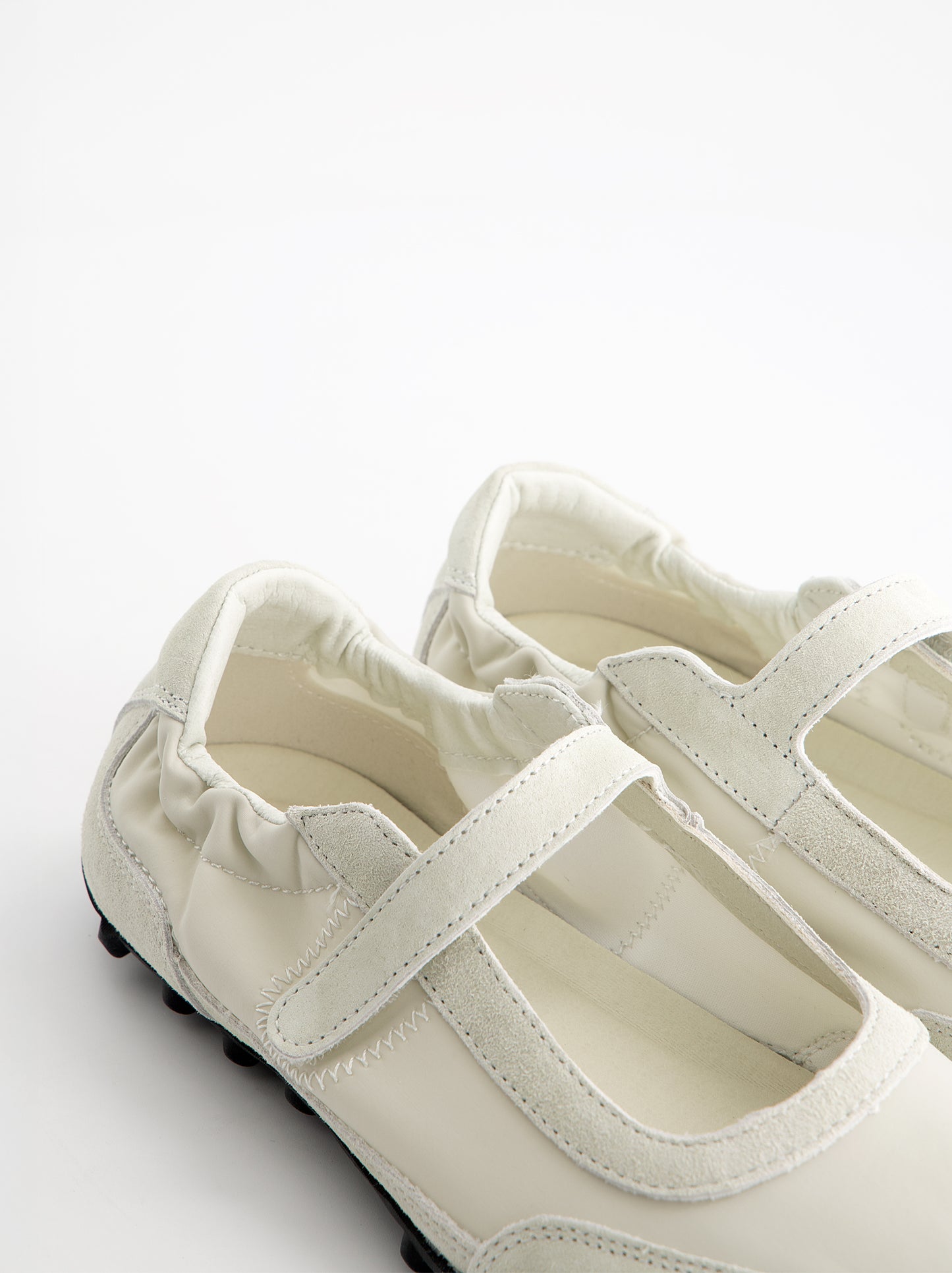 Bailarinas deportivas fruncidas de ante - Krown