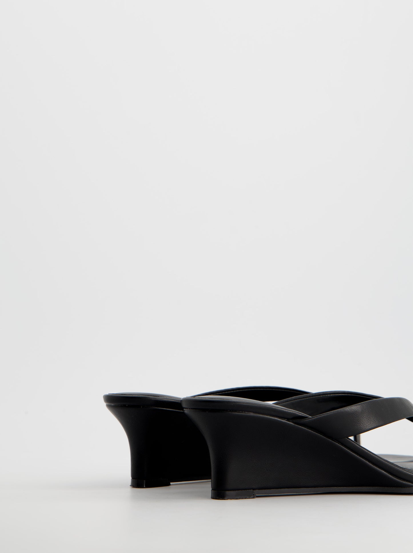 Sandalias de cuña negras - Kenko