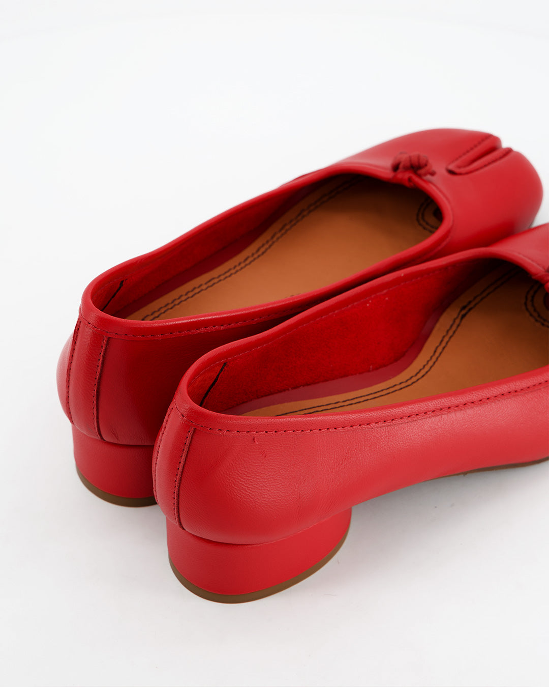Bailarina tabi con tacón rojo - Kala
