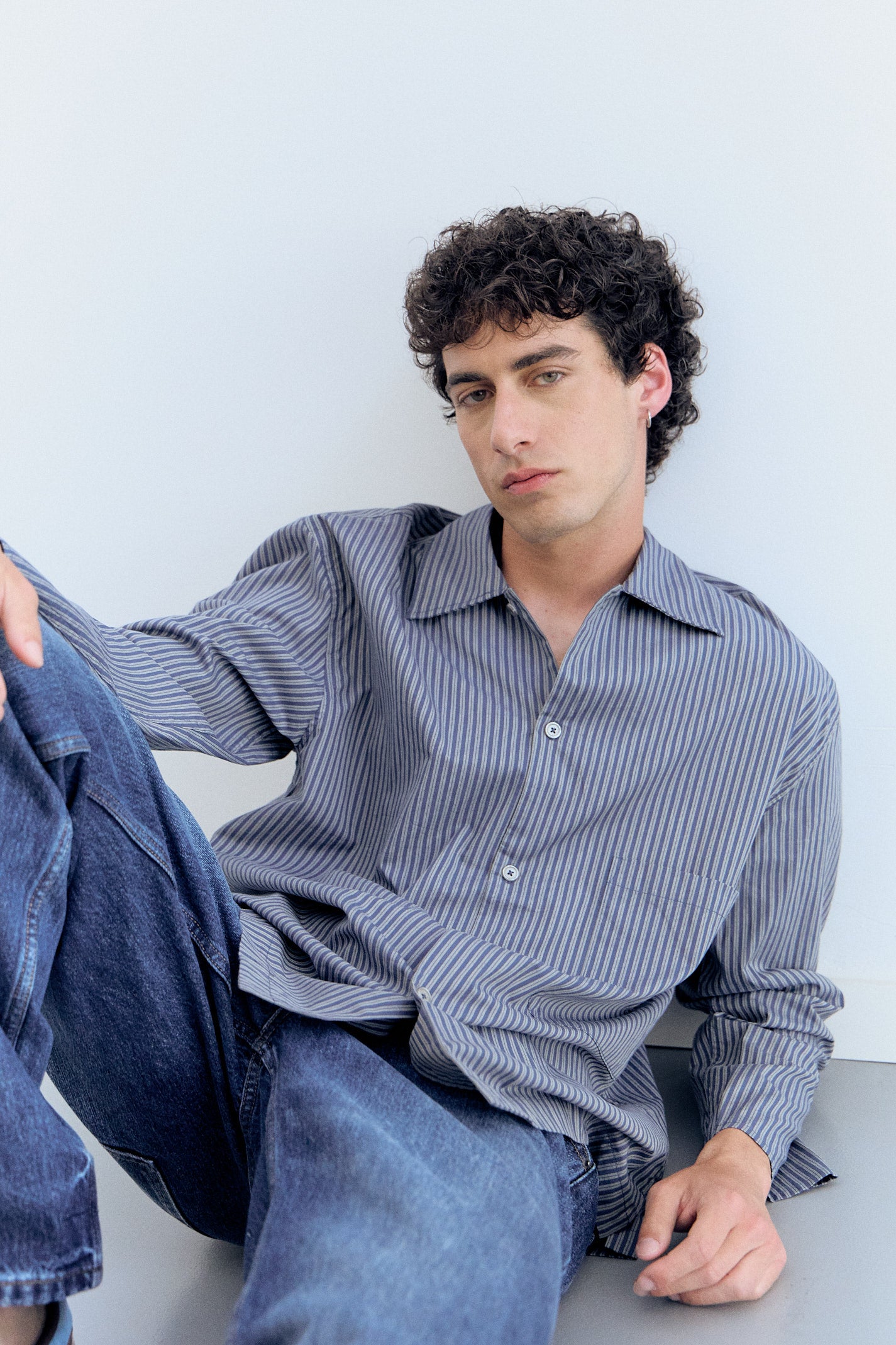 Camisa de rayas con bolsillo Axis