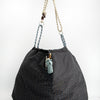 Bolso shopper técnico reversible con charm - JJ