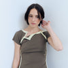 Camiseta caqui con aberturas en contraste - Vita