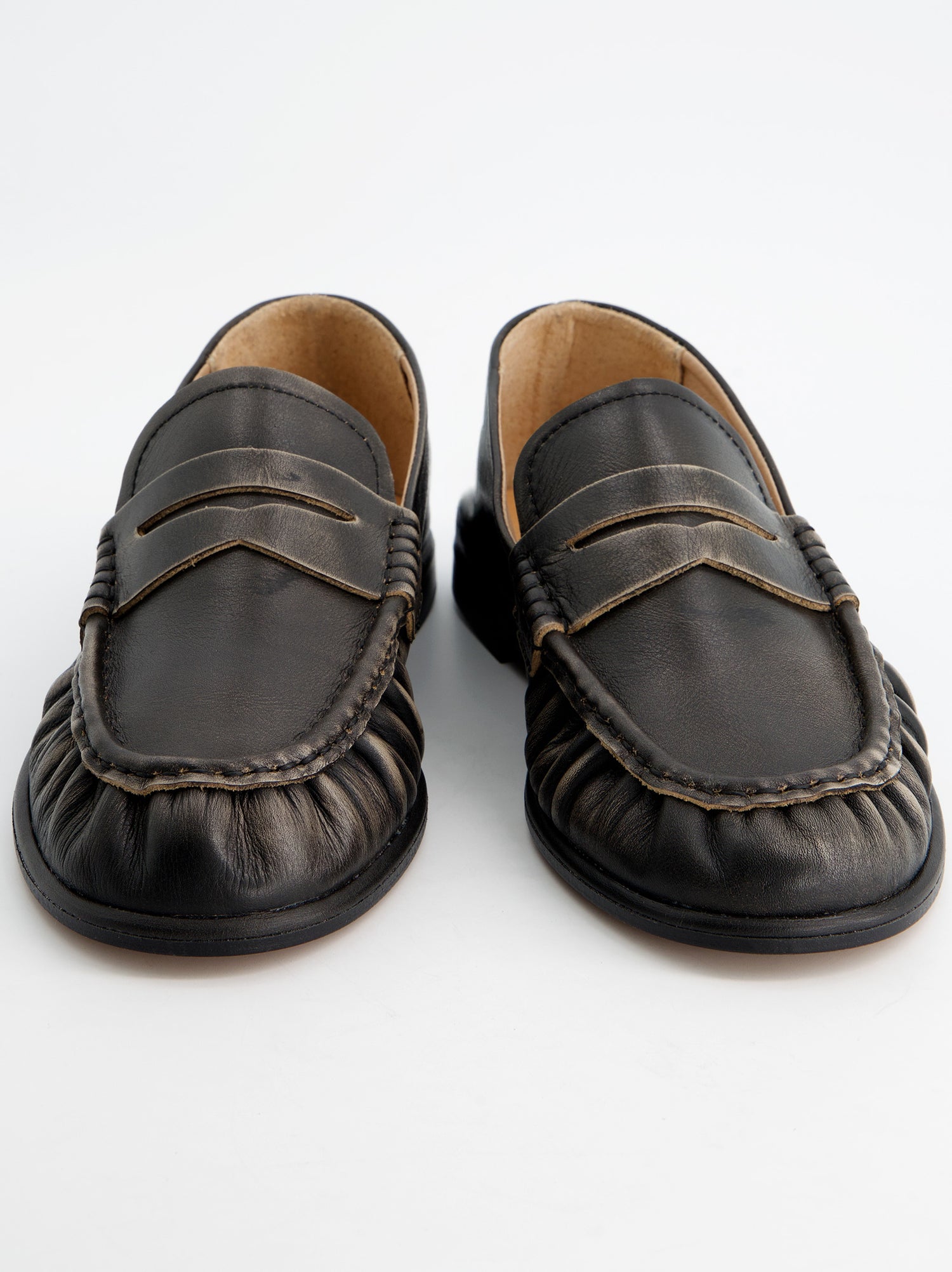 Mocasín Clasico Penny Negro Desgastado - Kassai