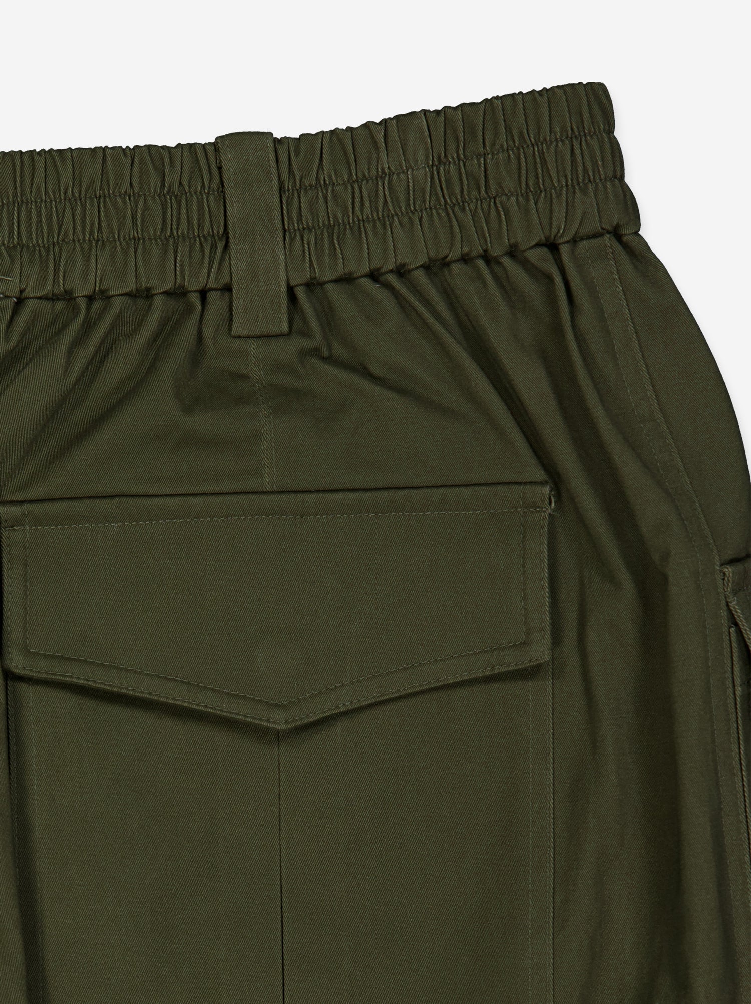 Pantalón cargo verde con bajo ajustable y bolsillos Breeze