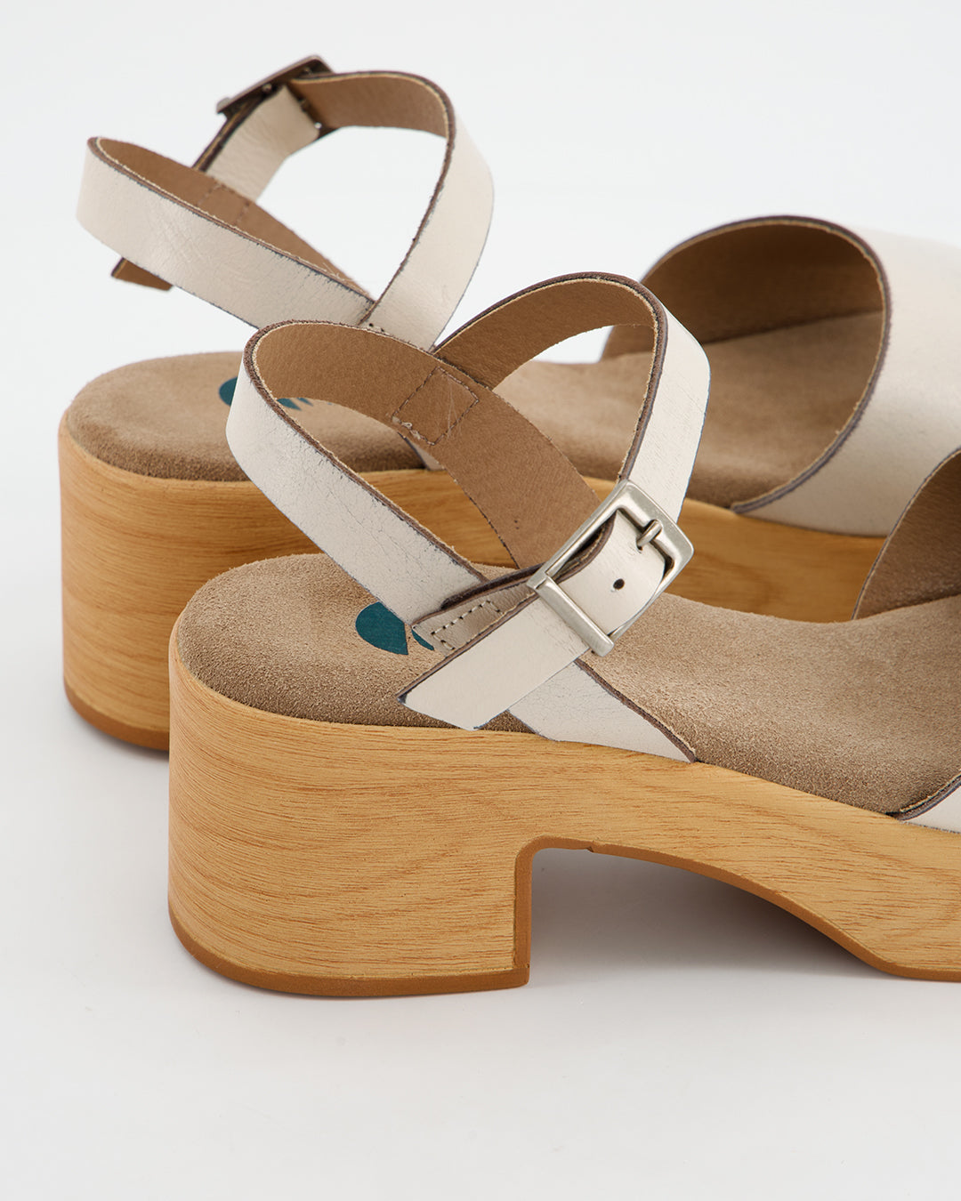 Sandalia De Piel con Plataforma - Kazy