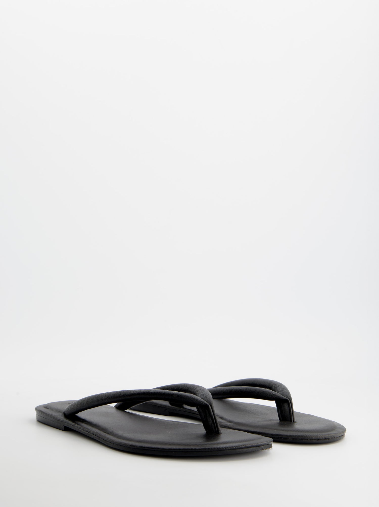 Sandalias negras de piel - Nude