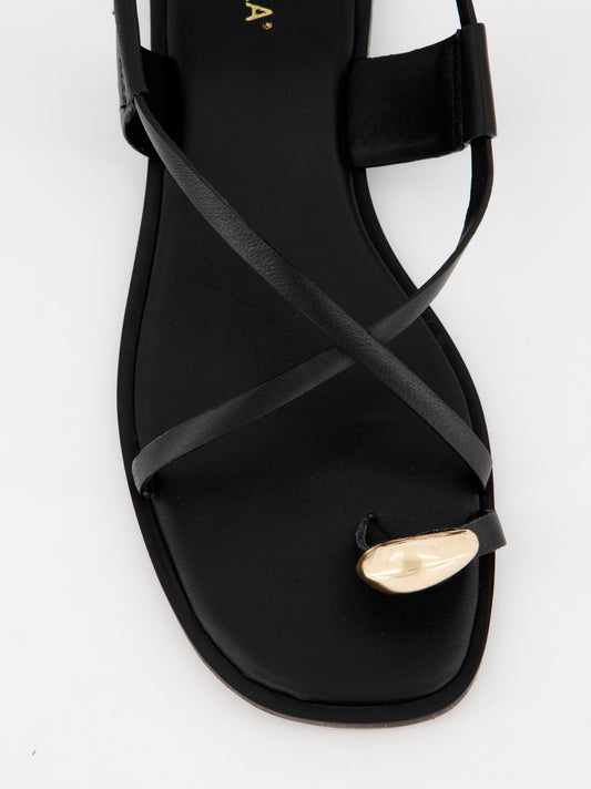 Flat leather sandals - Ossy