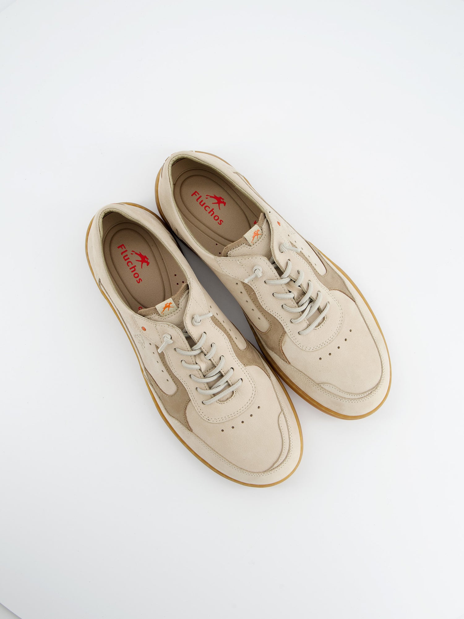Sneaker De Piel Beige - Fluchos