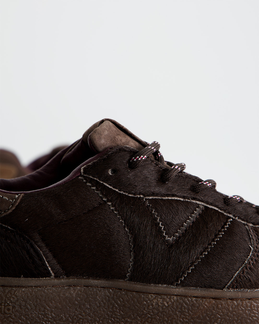 Zapatilla Victoria Pelo Marrón Chocolate - Victoria