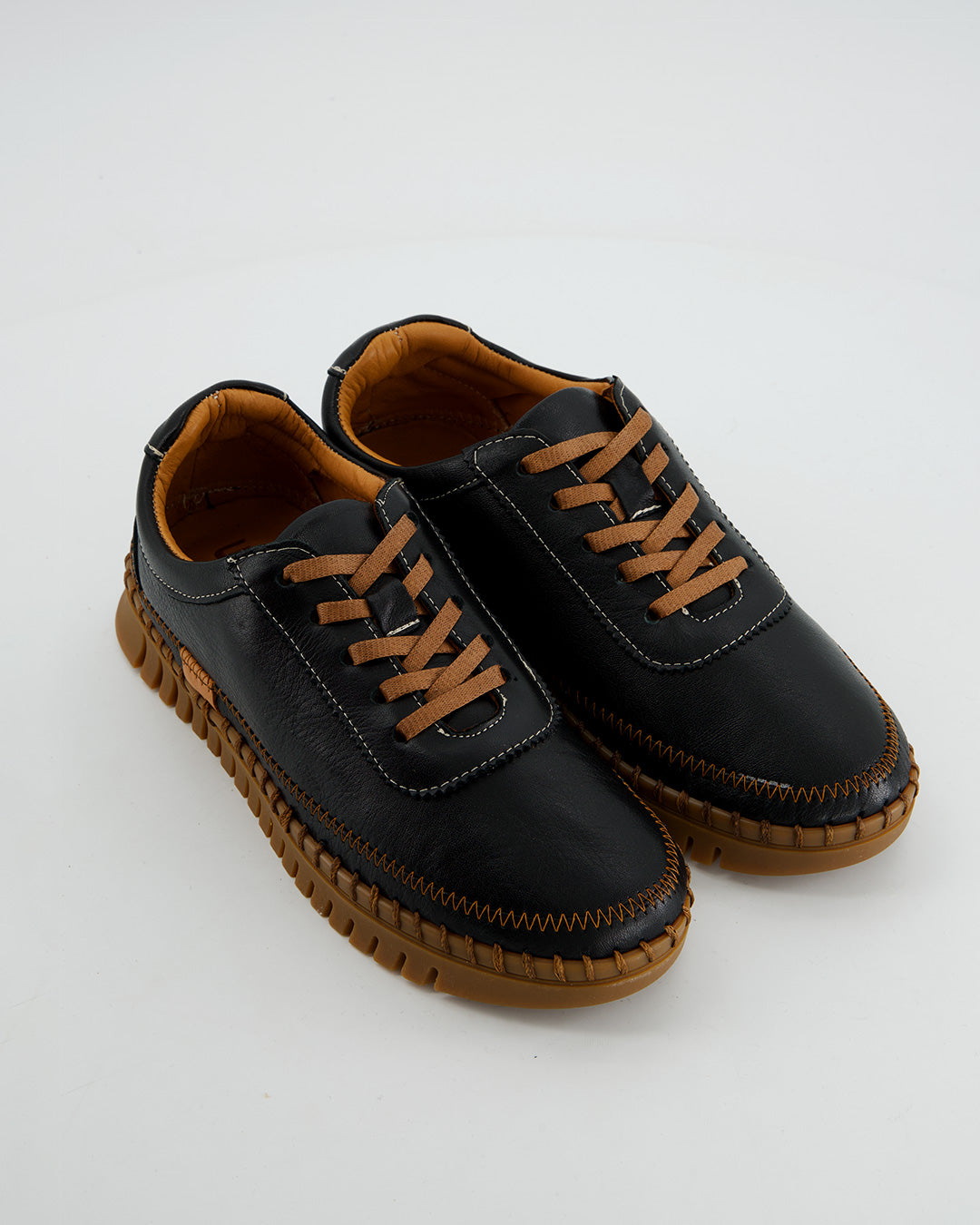 Zapatilla casual negra - Vexis