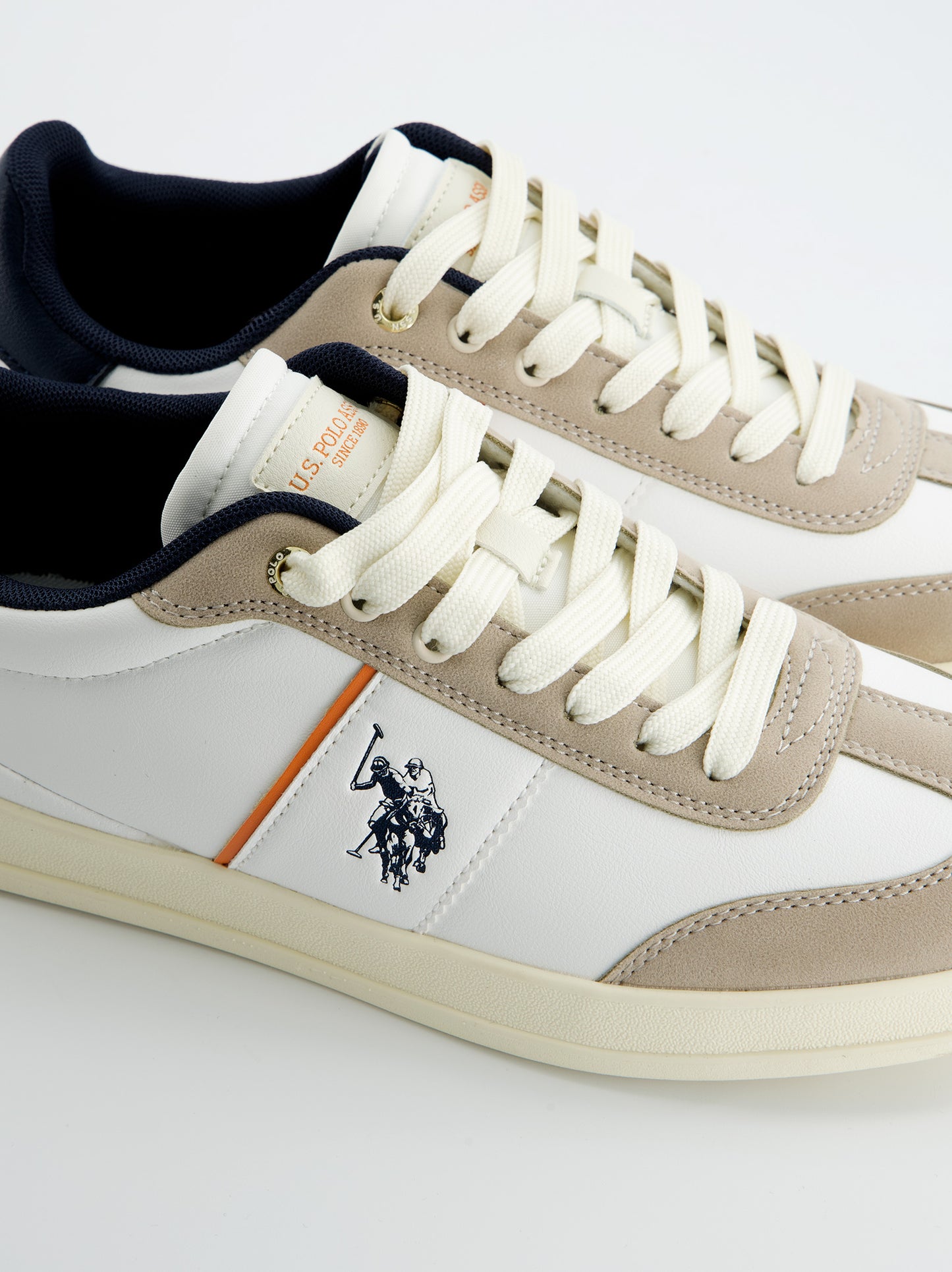 Zapatillas Polo Assn. Beige