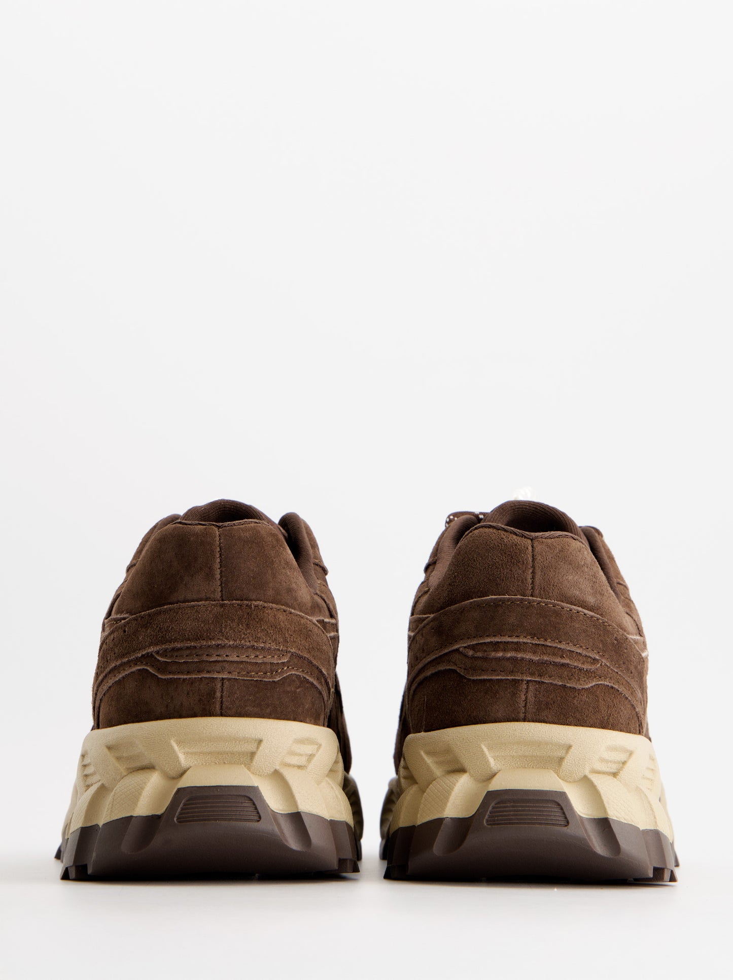 Zapatillas chunky de piel con charm - ULK Laka