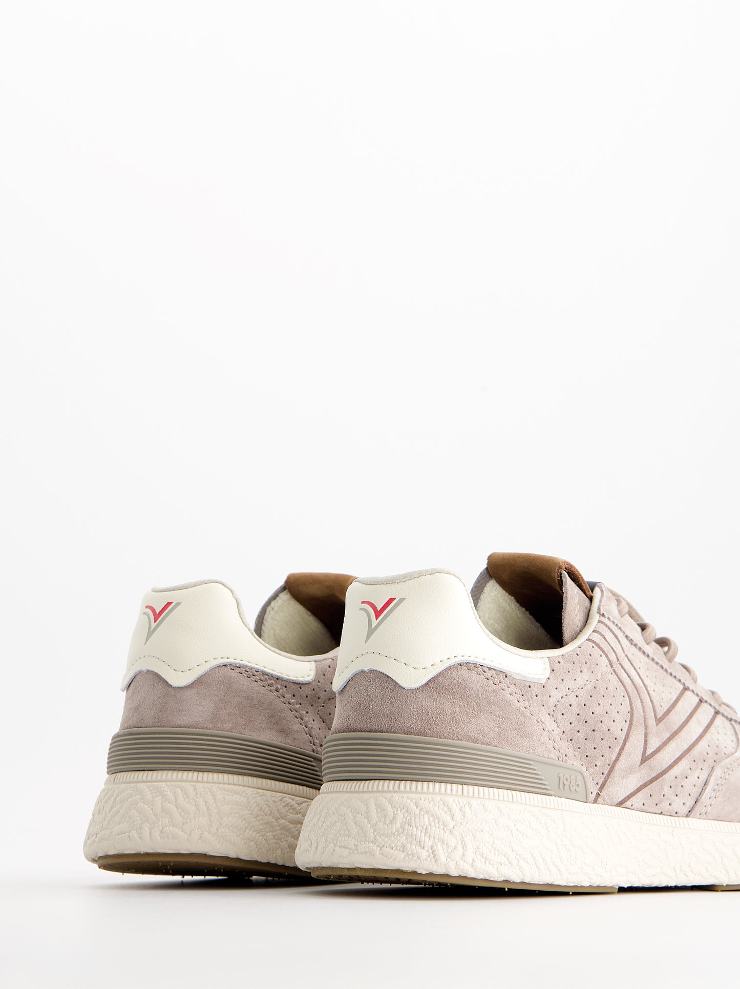 Zapatillas deportivas en ante - Victoria Anima