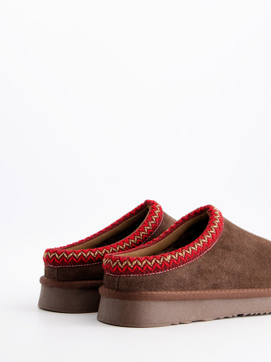 Suede clogs with inner lining - Yoki