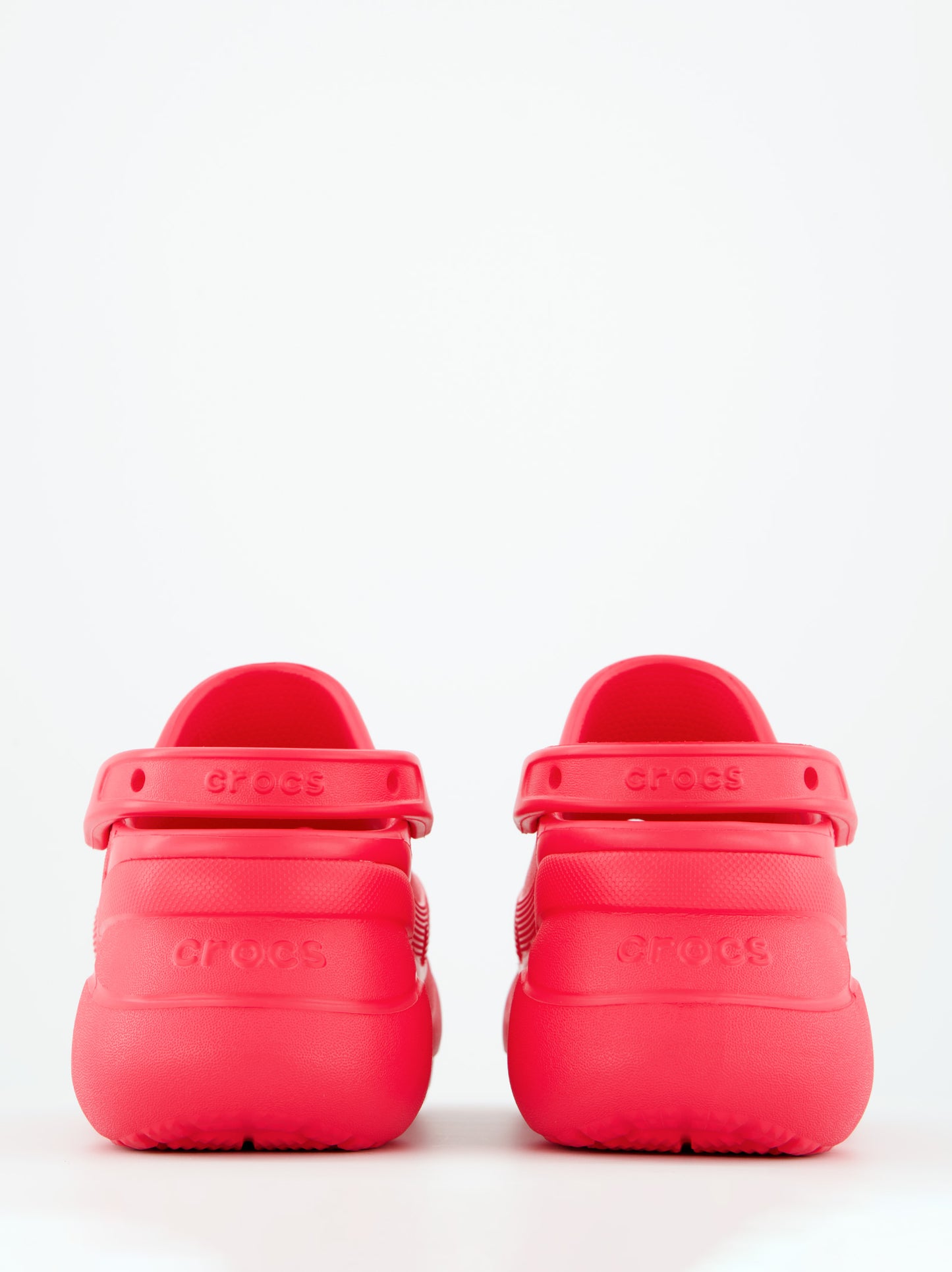 Zuecos de goma con plataforma Crocs Classic Bae