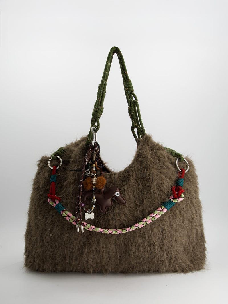 Bolso tote de pelo con charms - Fuzzy