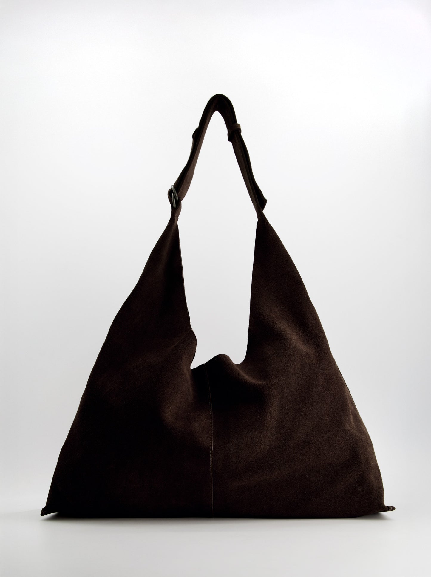 Bolso hobo de ante marrón - Carmeneta