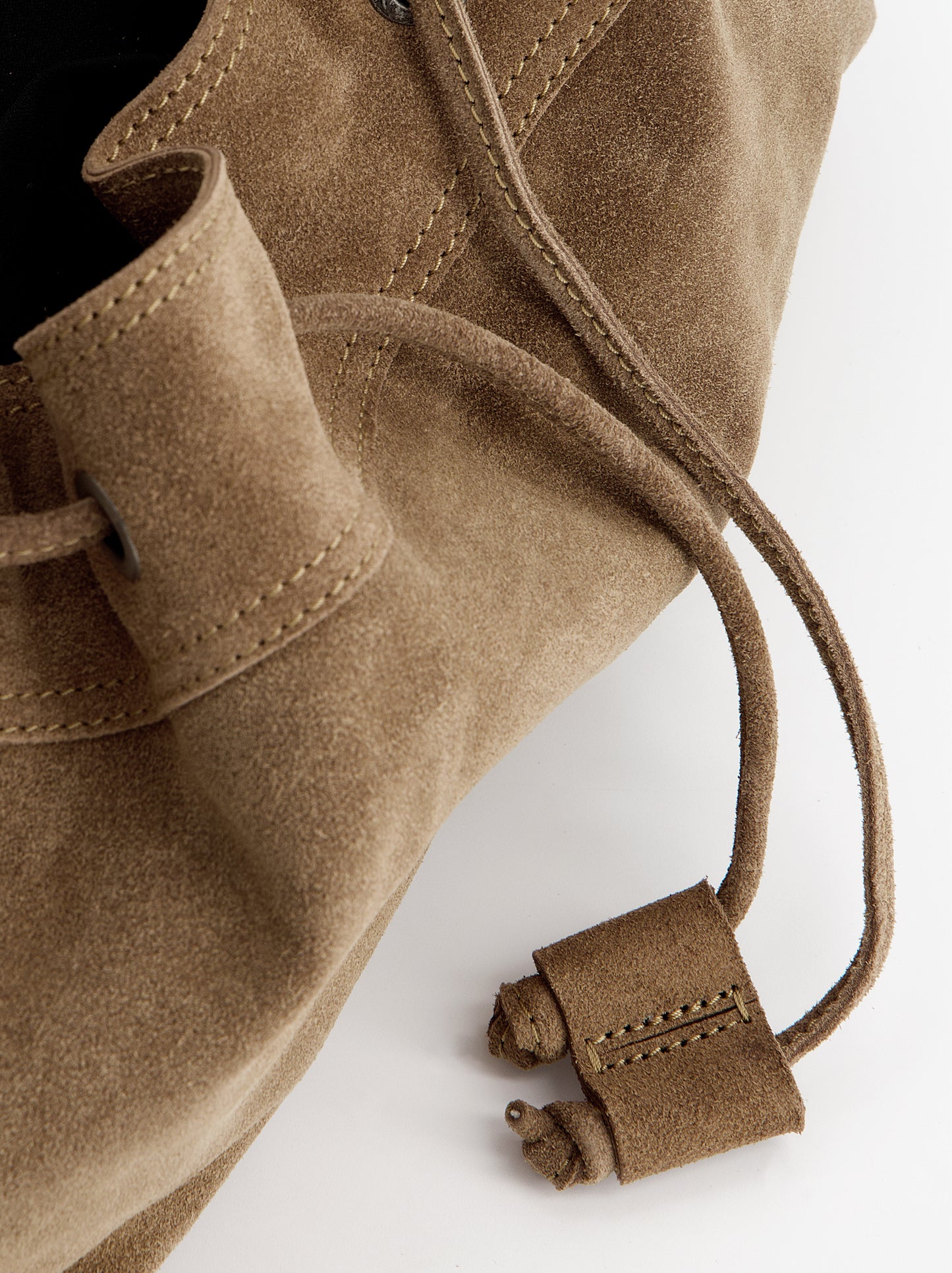 Bolso bucket de piel cierre ajustable - Pomelie