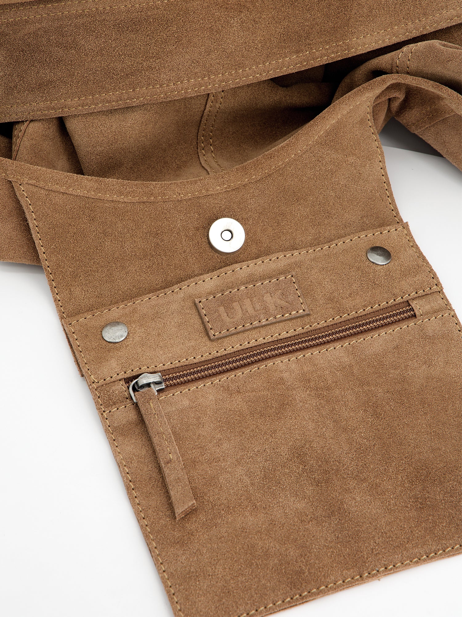 Bolso hobo en ante con mosquetones - Apris