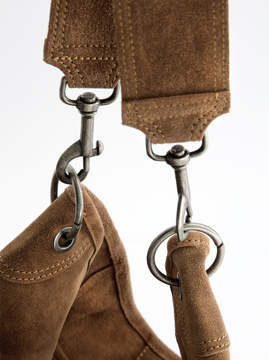 Bolso hobo en ante con mosquetones - Apris