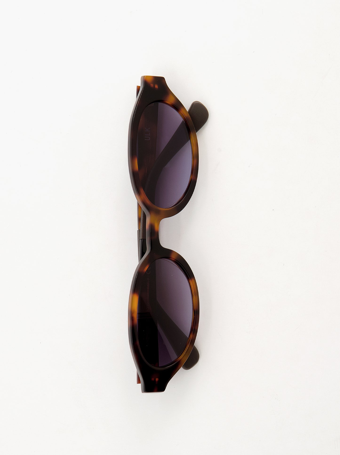Gafas de sol ovaladas carey con lente lila - Newcom