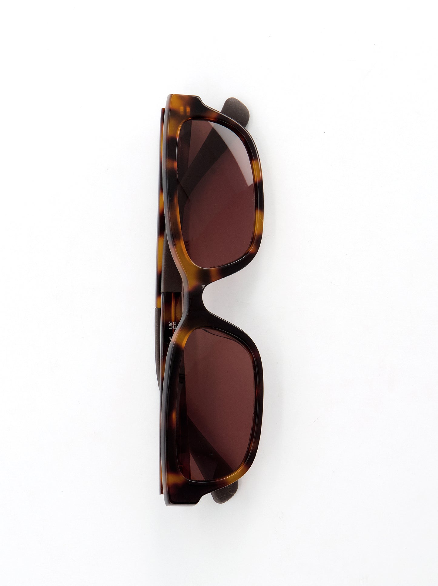 Gafas de sol carey rectangulares con lente rosado - Saint