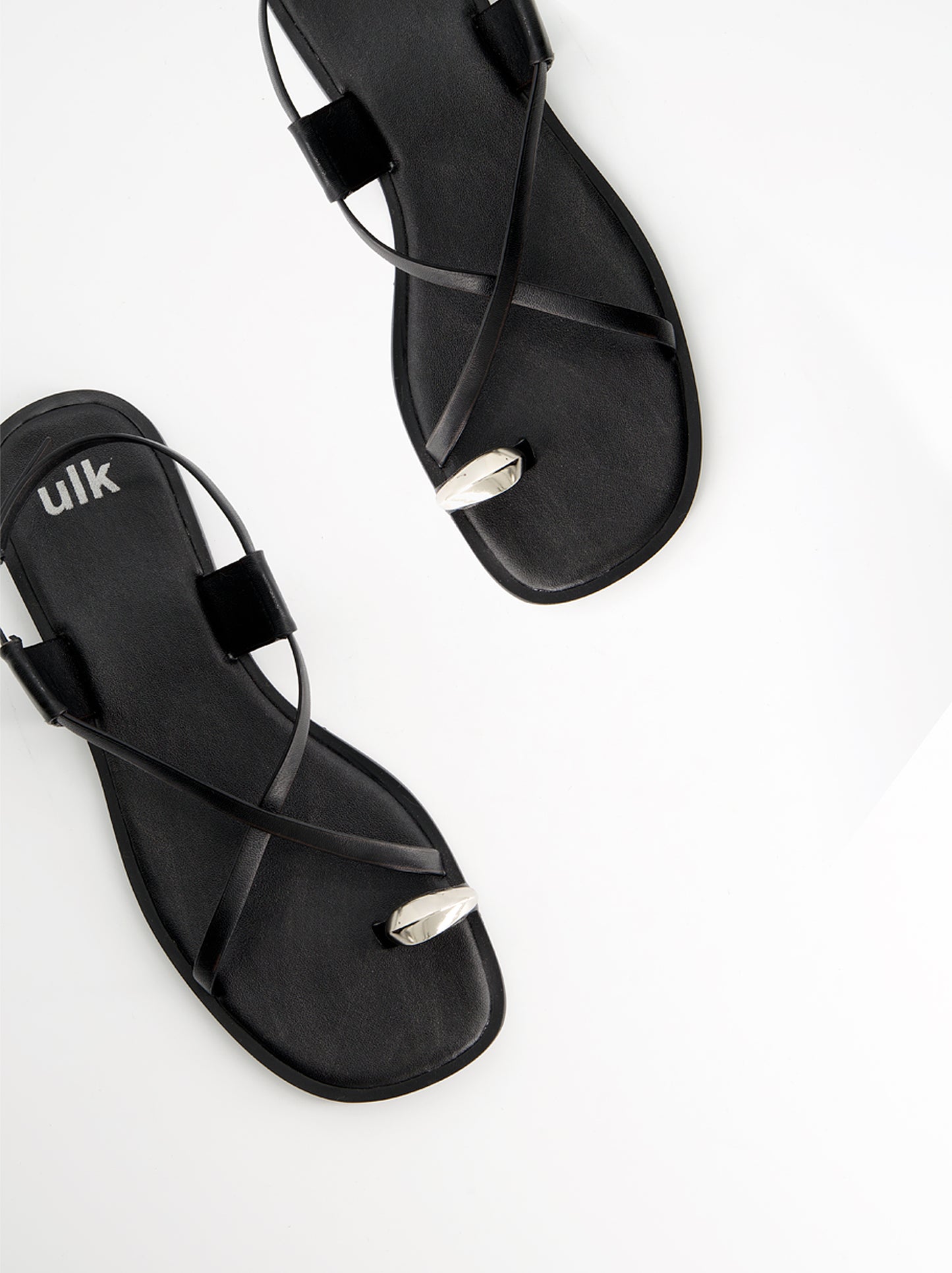 Sandalias de tiras en piel - Ossy