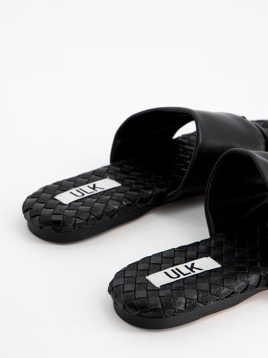 Sandalias de dedo y pala ancha en piel - Oasis