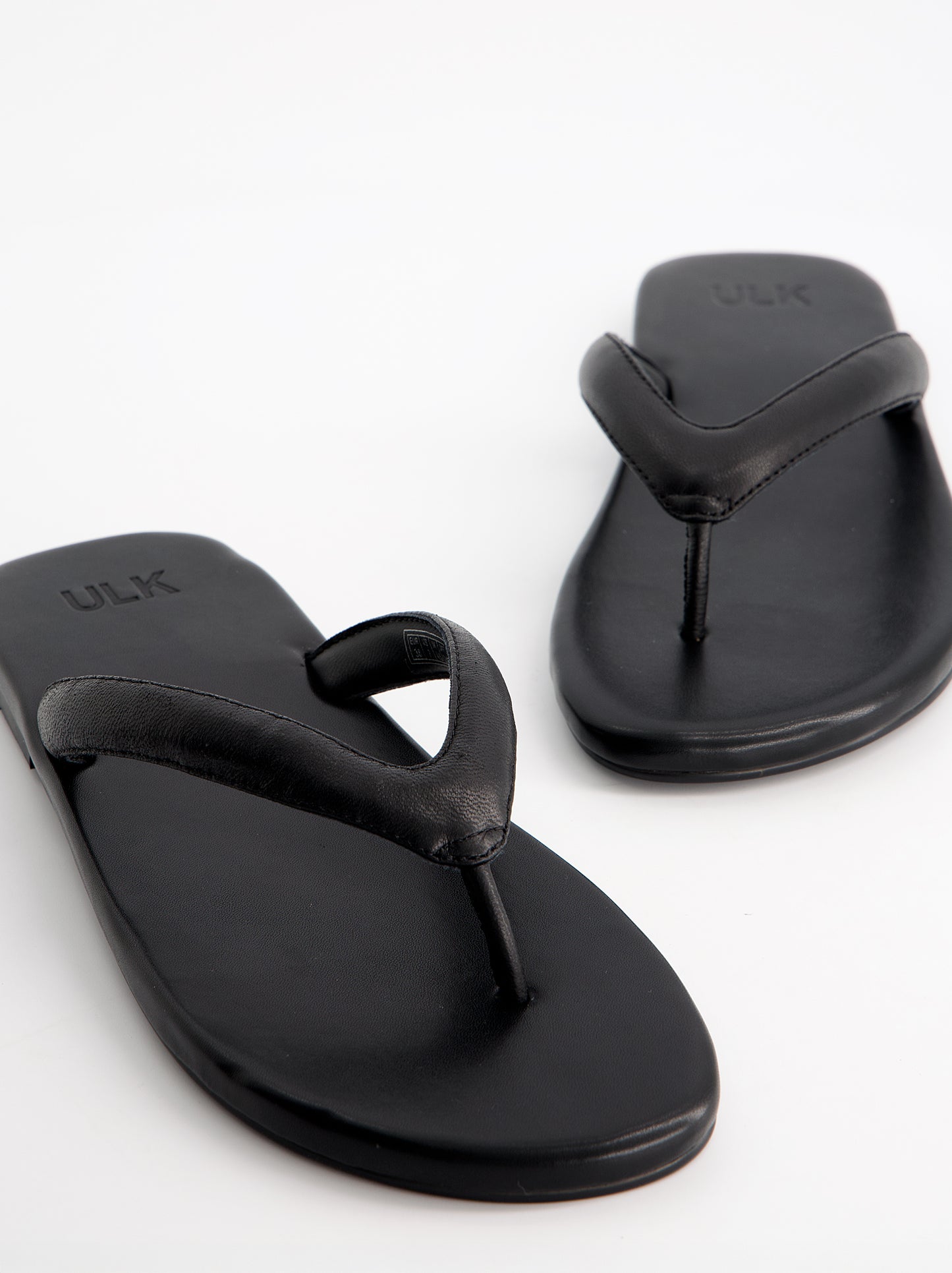 Sandalias de dedo en piel - Evoca