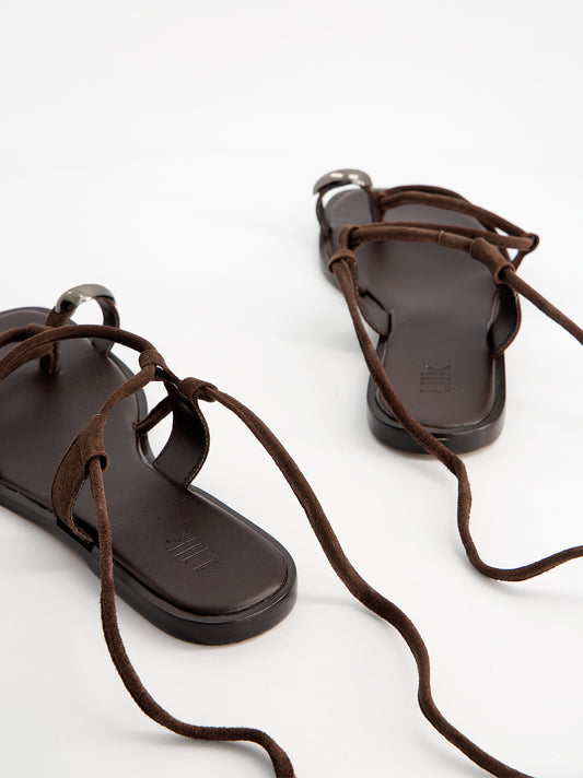 Sandalias de tiras en ante con pieza metálica - Zura