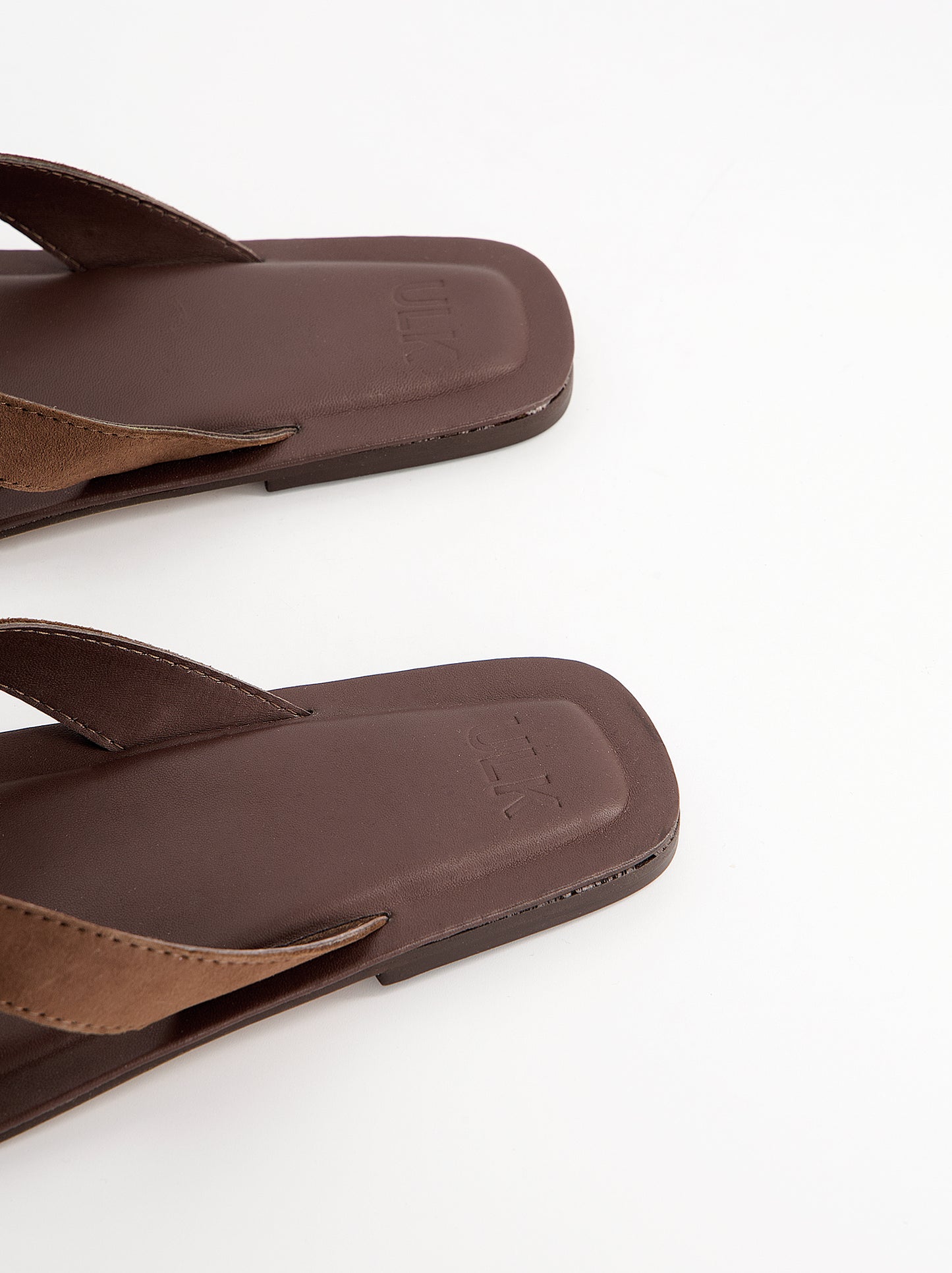 Sandalias de dedo en piel con detalle - Palm