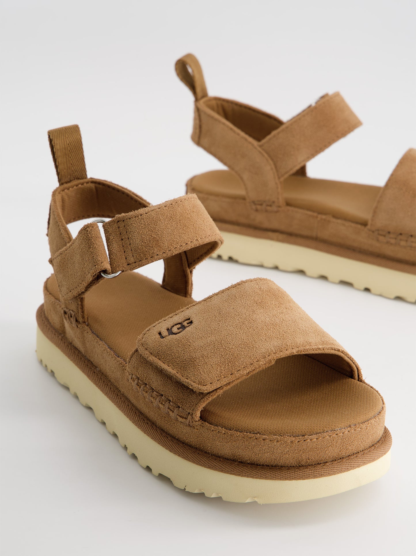 Sandalias de ante ajustables - UGG Golden