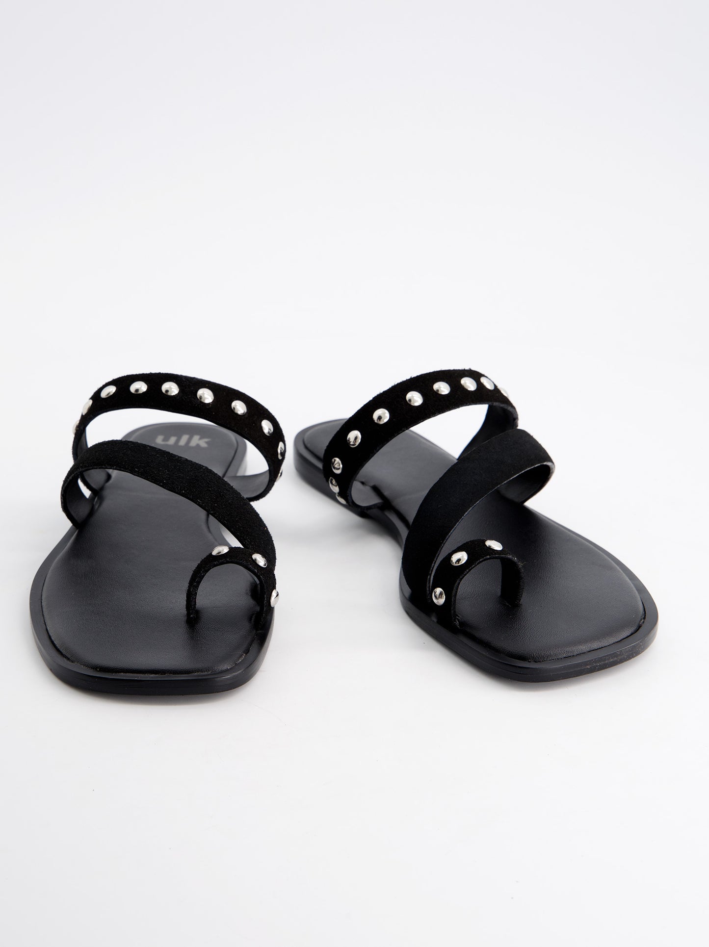Sandalias negras depiel con tachuelas - Barroca