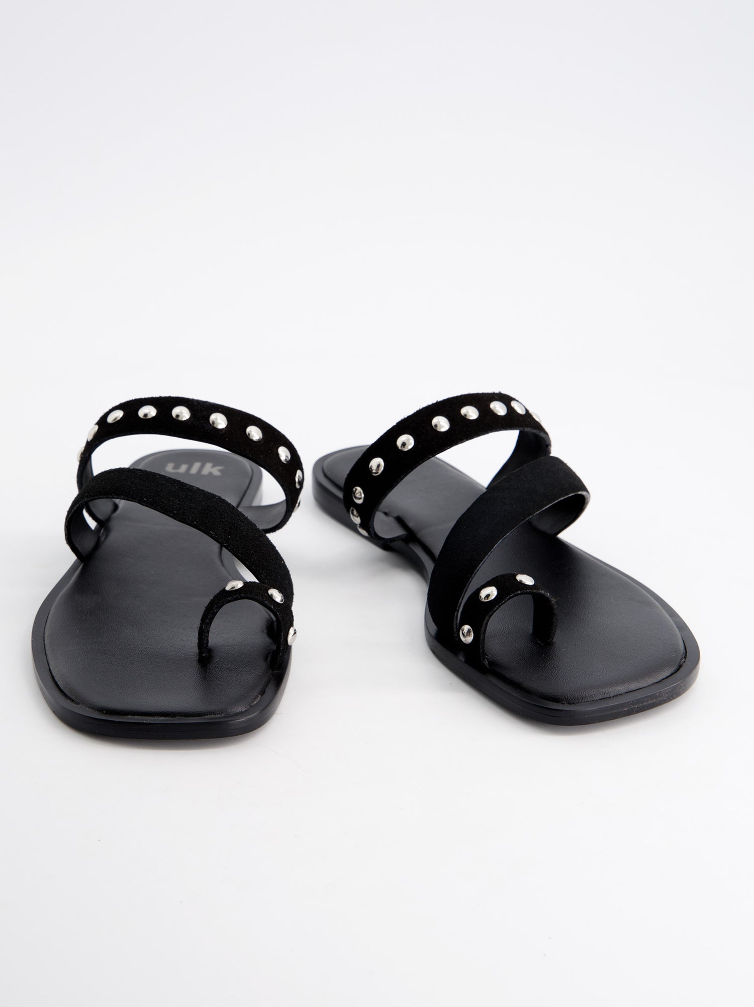 Sandalias negras depiel con tachuelas - Barroca