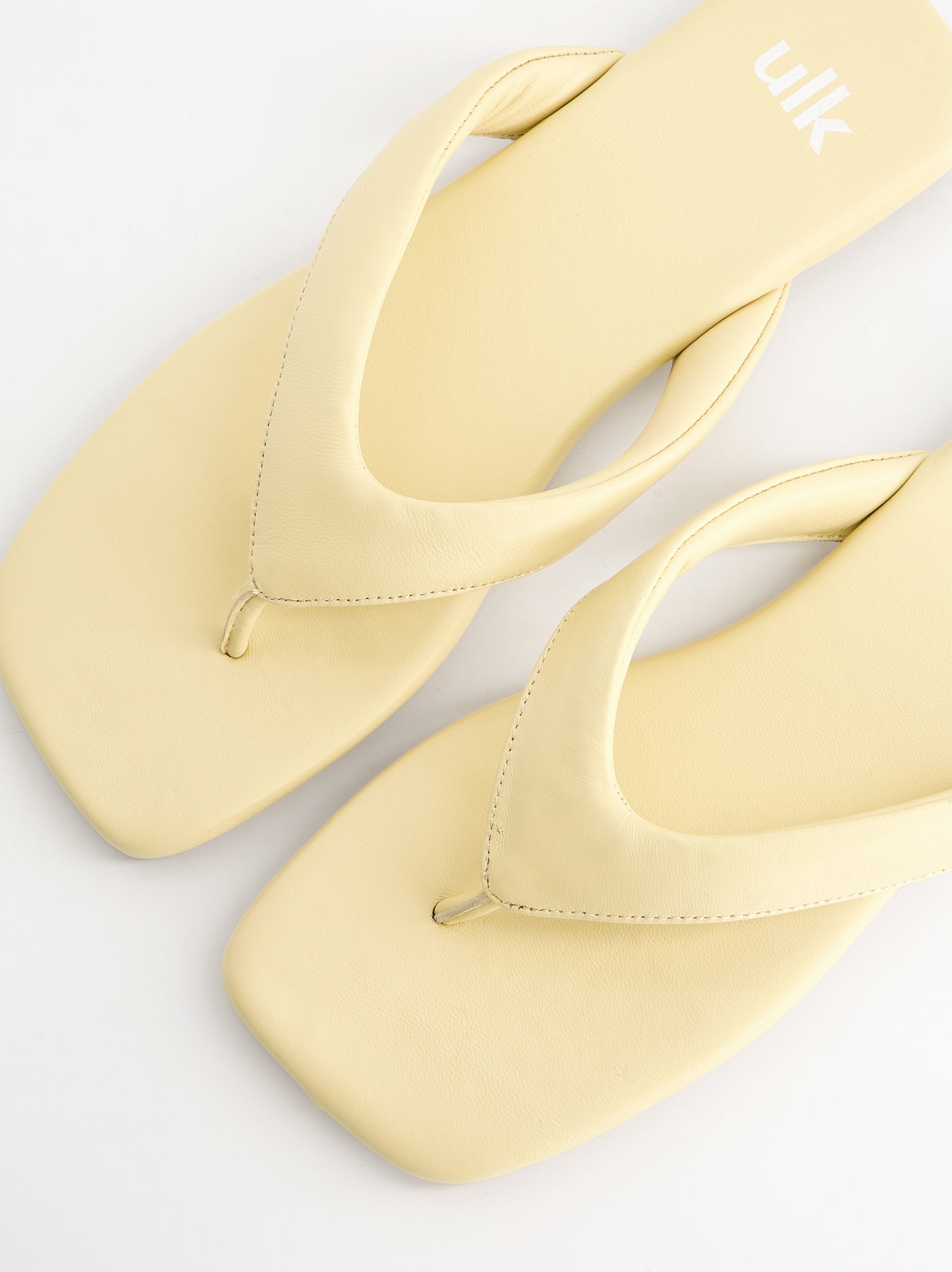Sandalias cuadradas de dedo en piel - Zaya