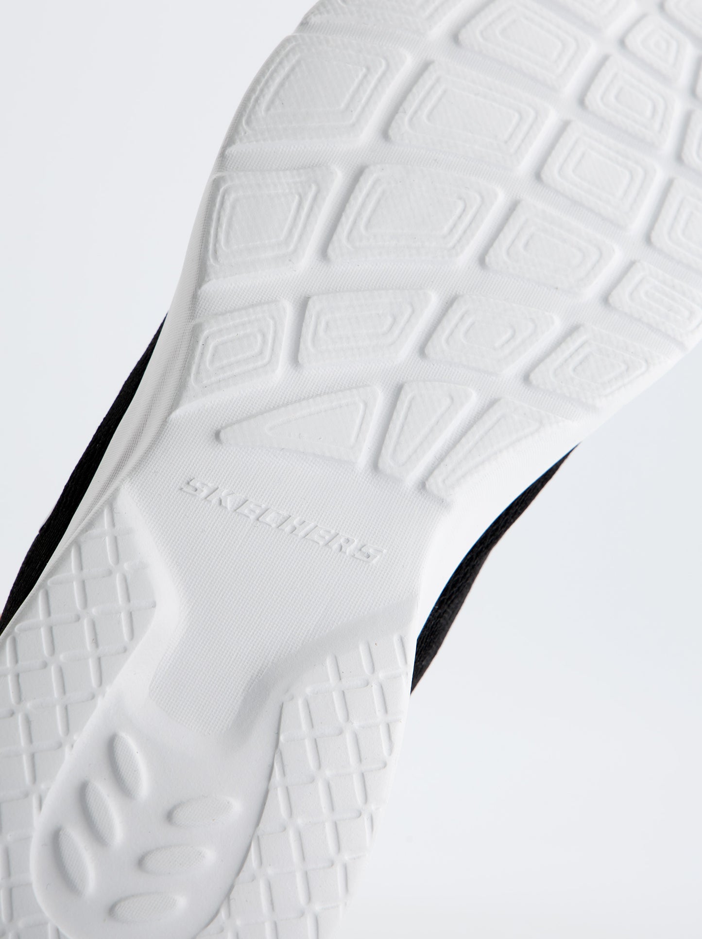 Skechers Deportivas Negras Con Suela Blanca