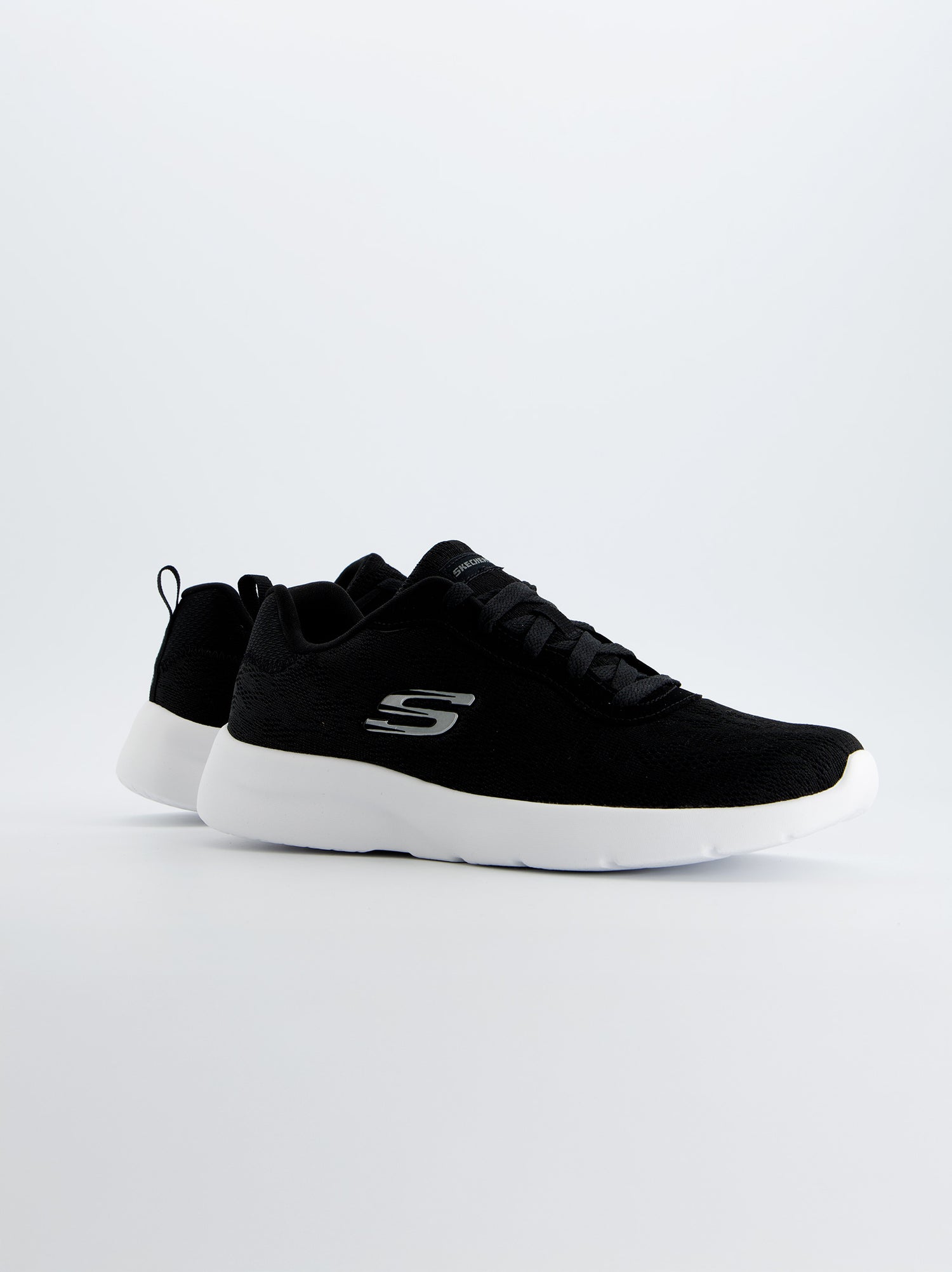 Skechers Deportivas Negras Con Suela Blanca
