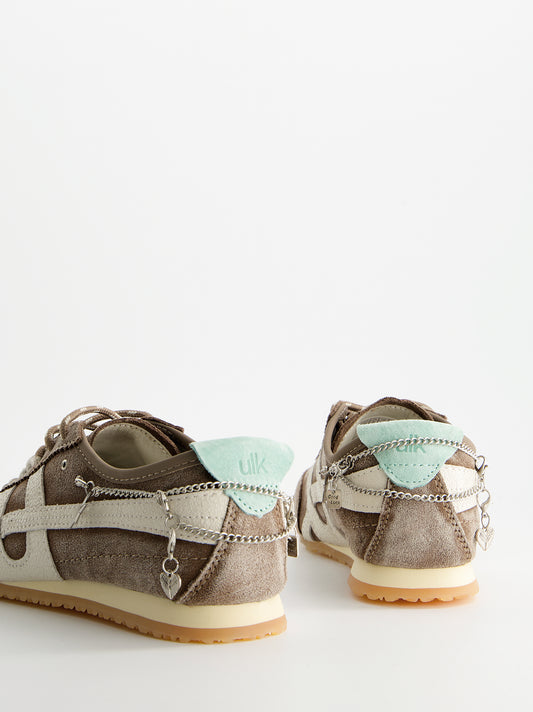 Zapatillas de ante vintage con charms - Onix