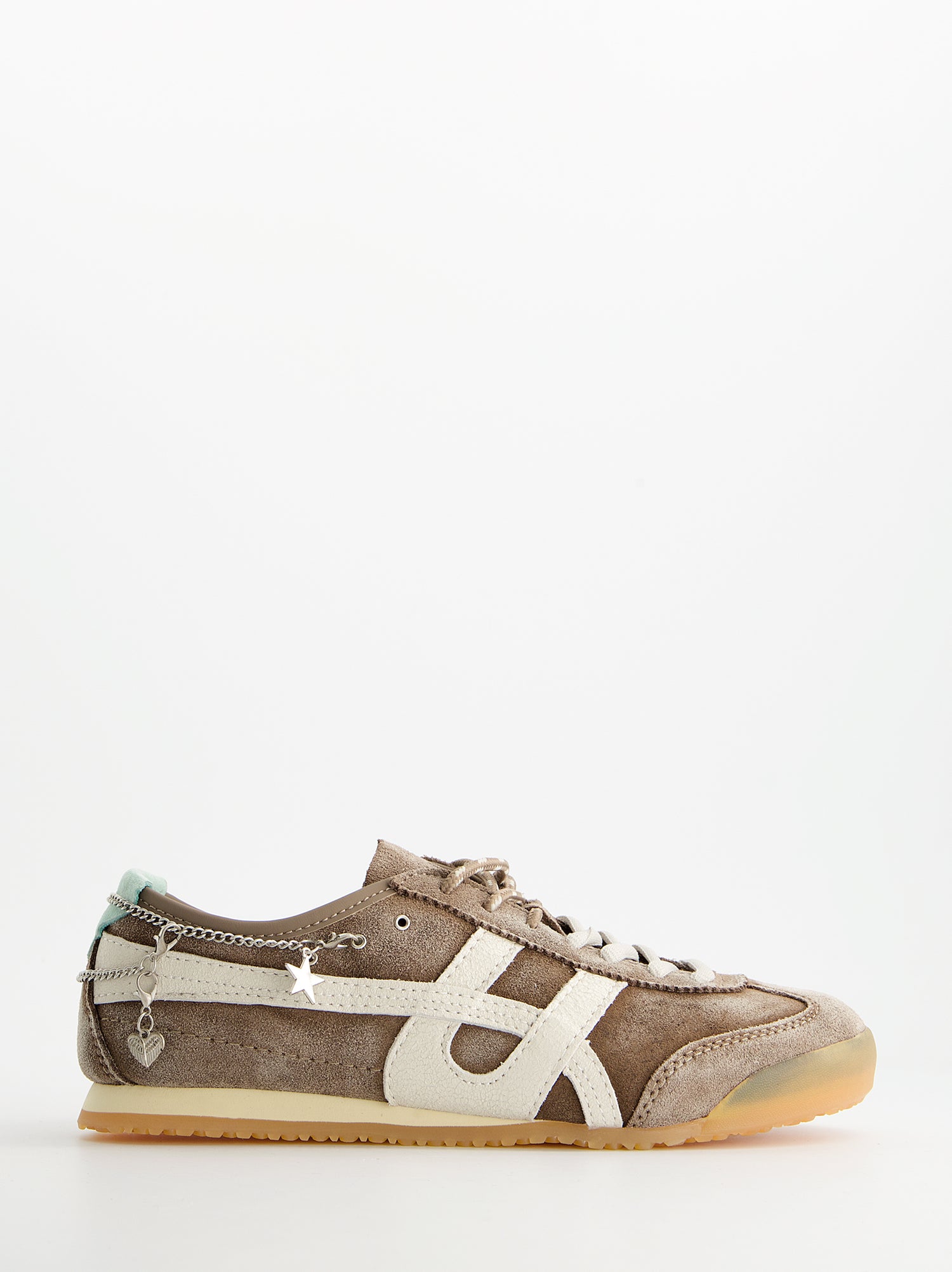 Zapatillas marrones de ante vintage con charms - Onix