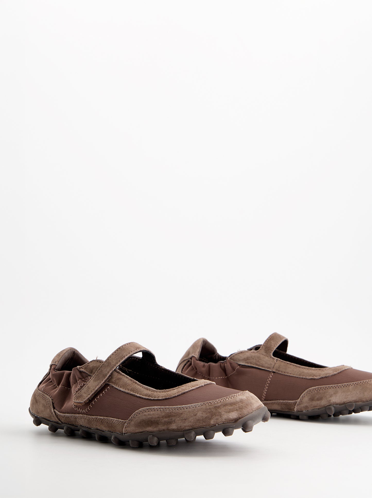 Bailarinas deportivas fruncidas mary jane - Krown