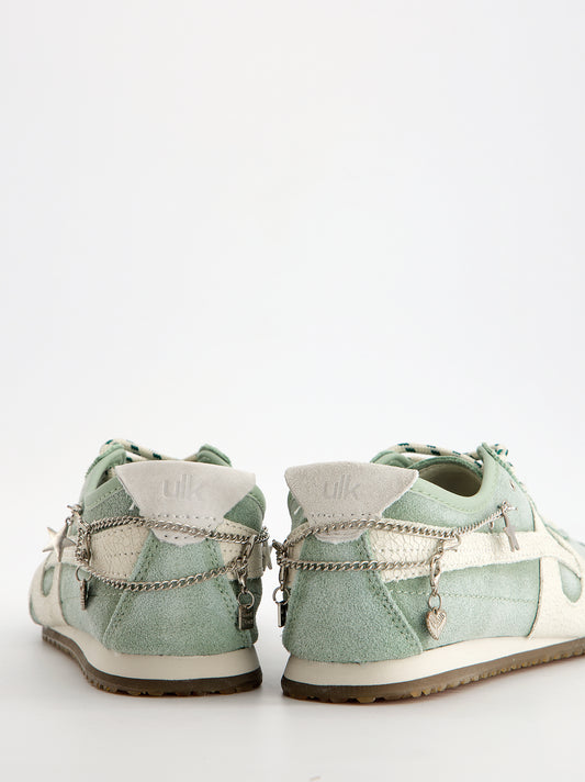 Zapatillas de ante vintage con charms Onix