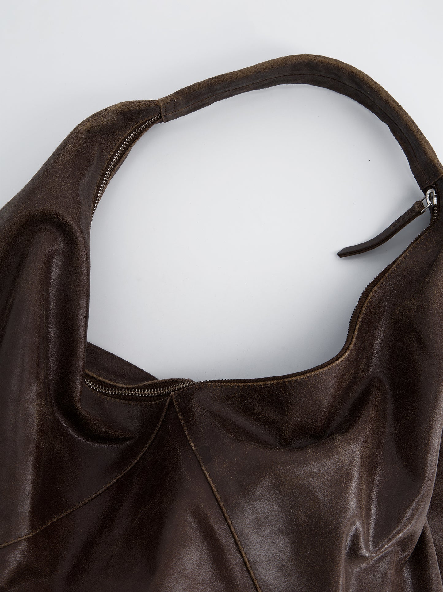Bolso De Piel Marrón Con Cierre De Cremallera - Marne