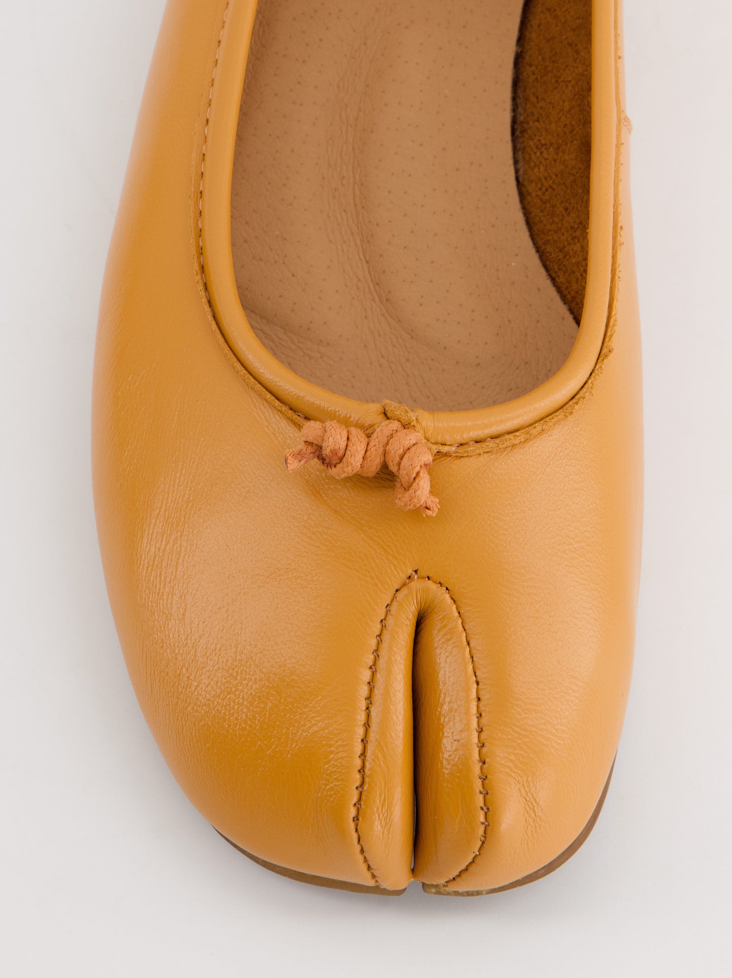 Bailarinas tabi de piel naranjas - Karva