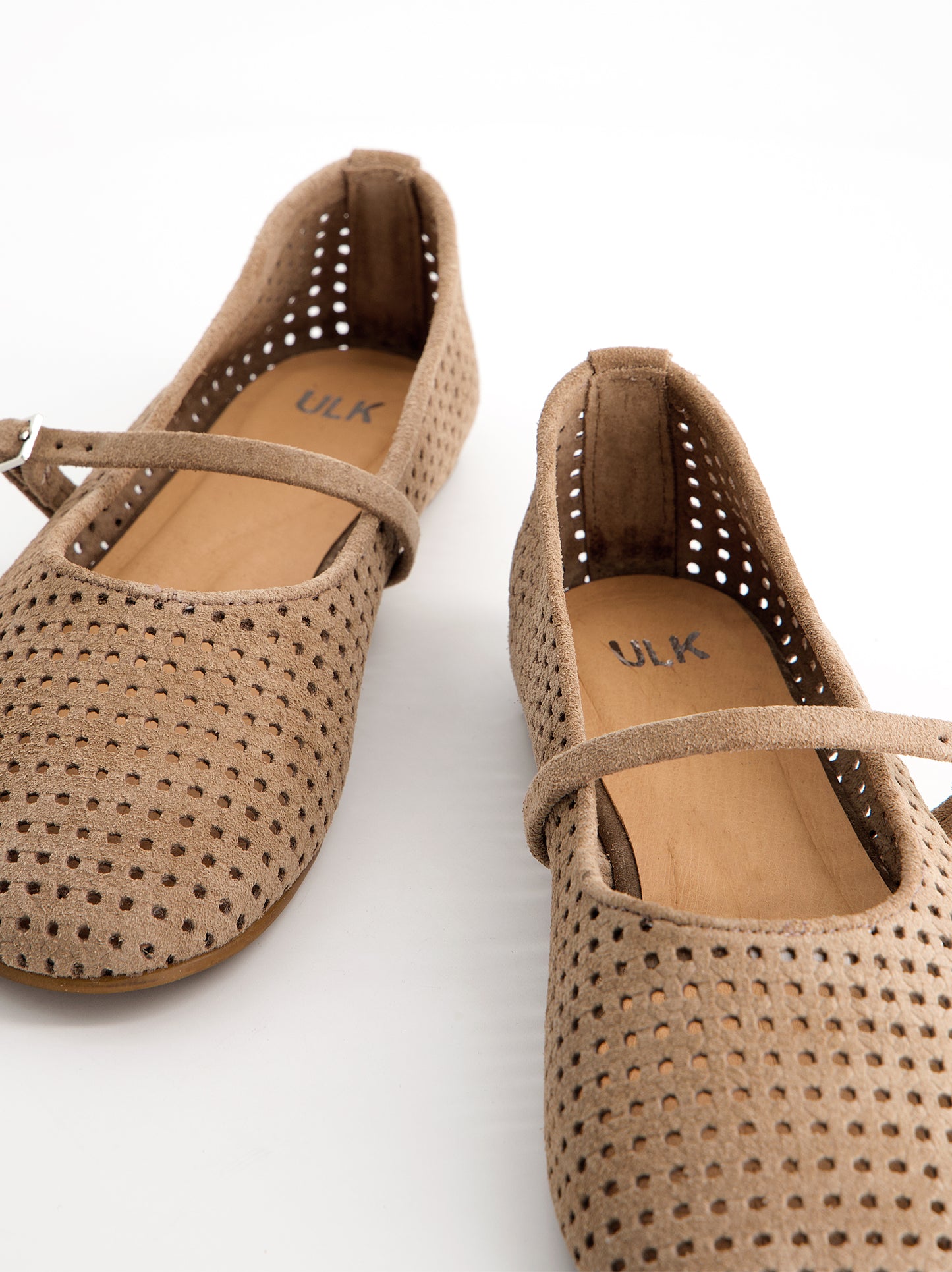 Cut-out suede Mary Jane flats - Linke
