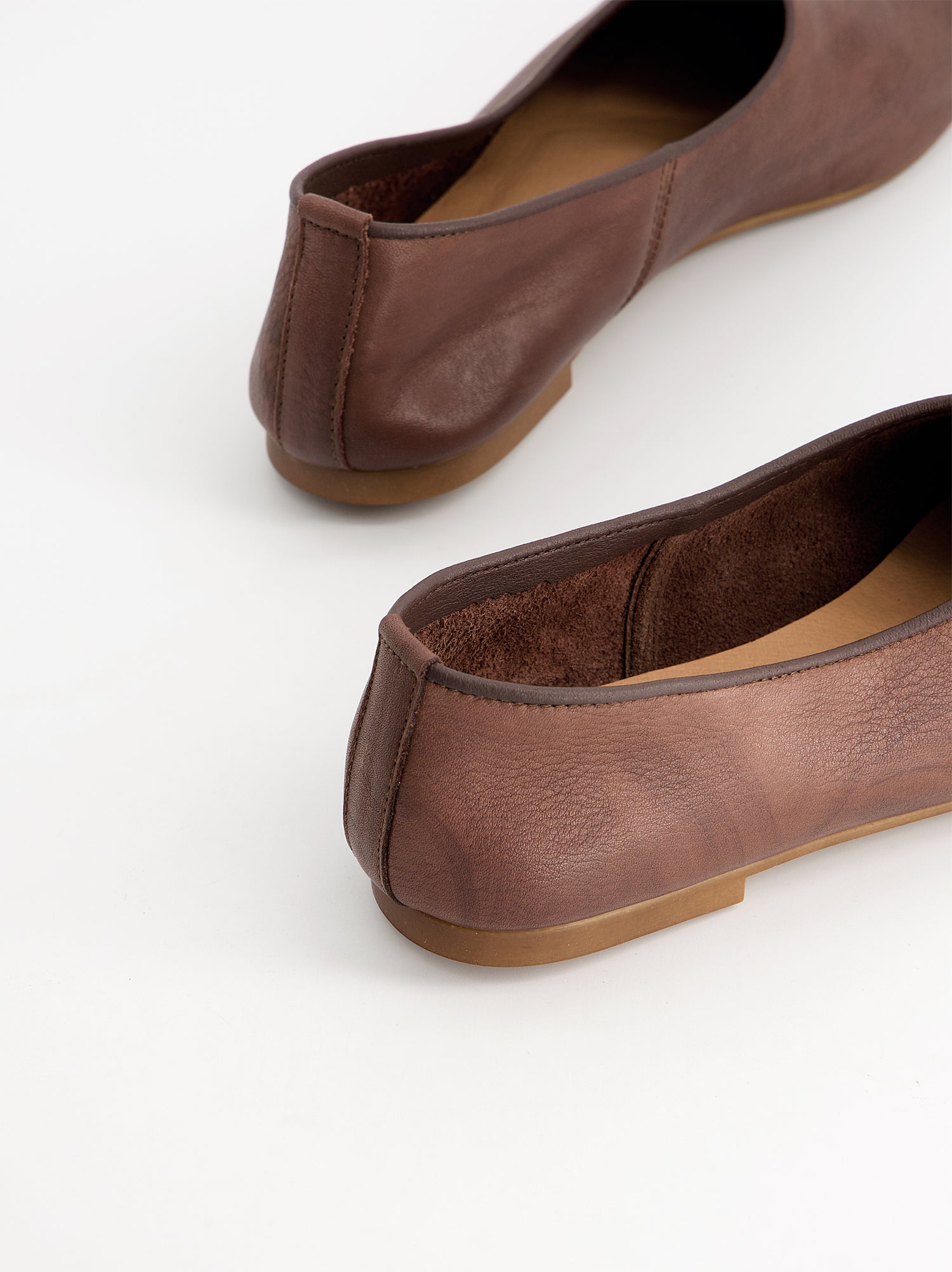 Bailarinas slipper de corte guante en piel - Luba