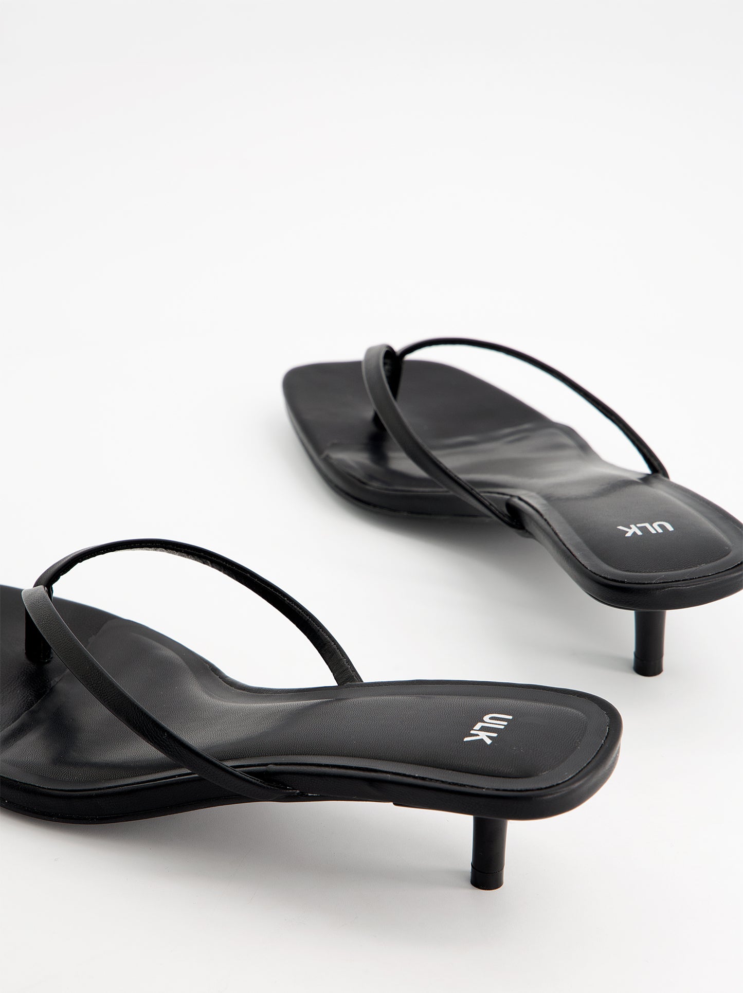 Sandalias de dedo con tacón mini - Arlet