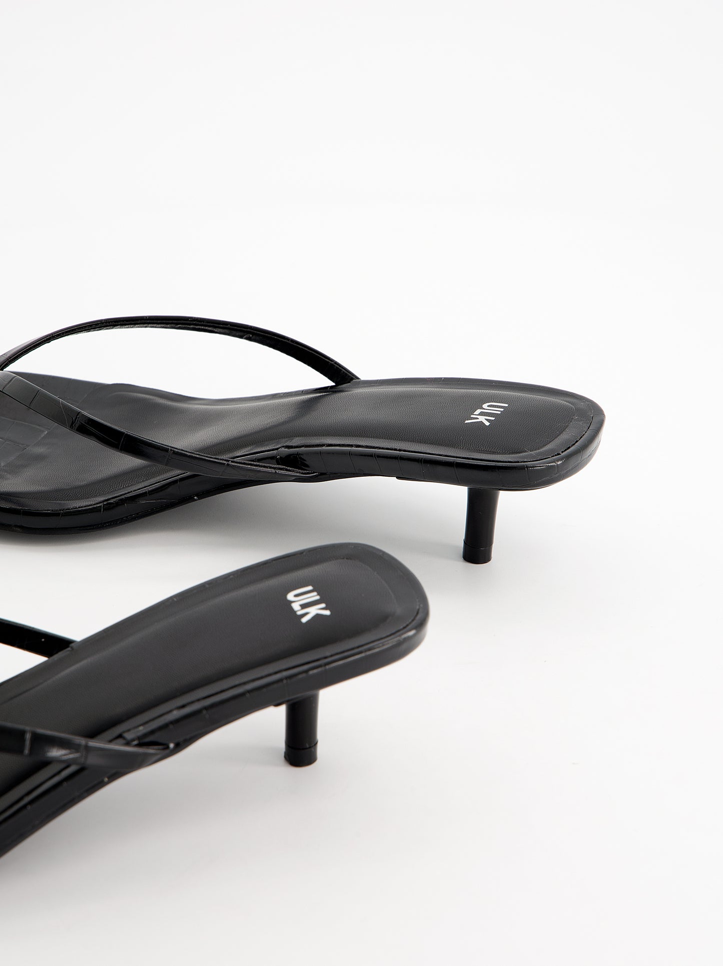 Sandalias de dedo con tacón mini - Arlet